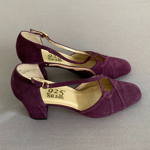 2/$25 - 9.2.5. So Soft Blackberry Wine Suede Block Heels - Size 8.5M - Picture 3 of 12